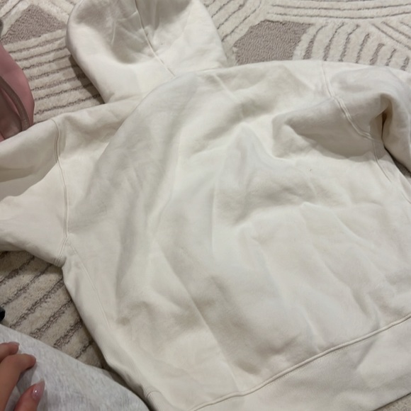 Cream Aritzia Hoodie - Picture 3 of 3